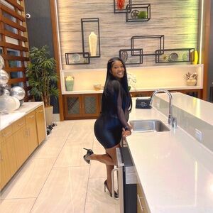 Meet your Posher, Shantel